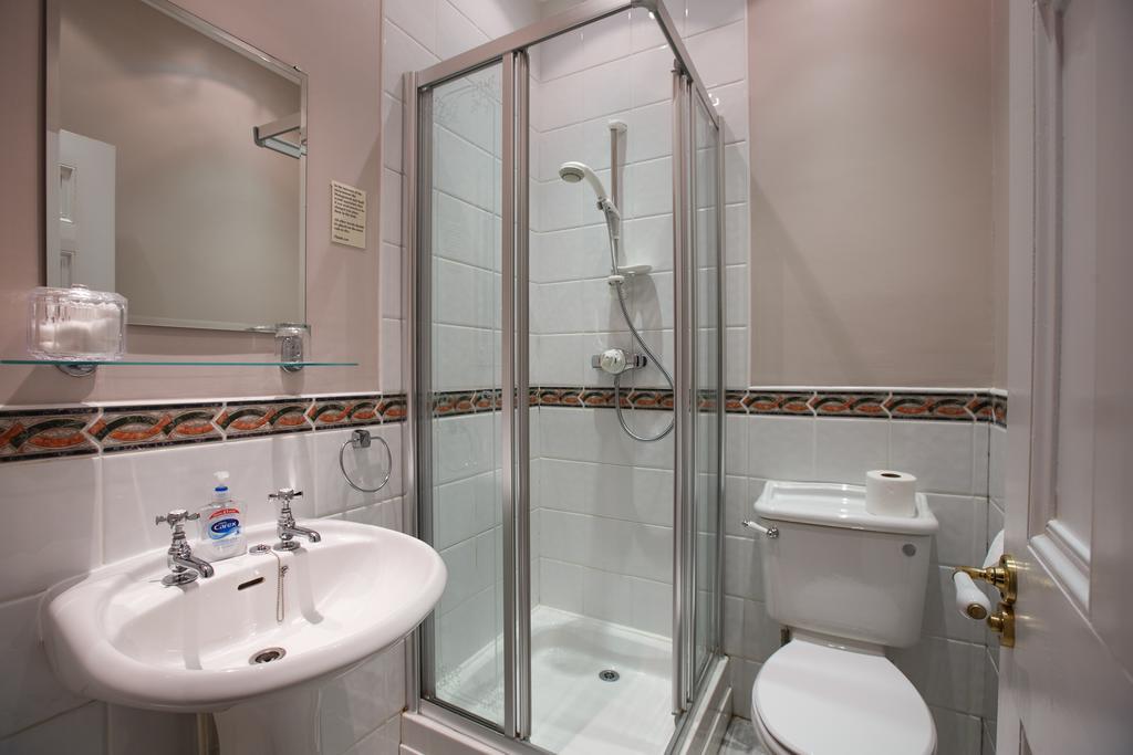ホテル Portclew House ペンブローク 部屋 写真